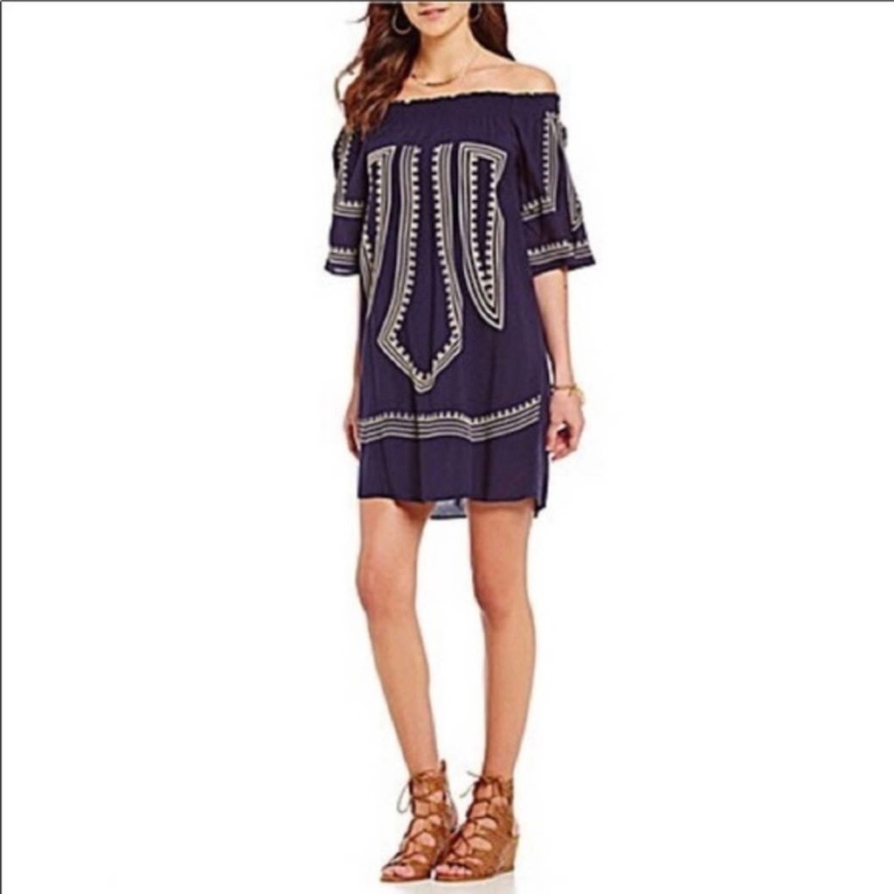 Chelsea & Violet Off the Shoulder Mini Dress Sz XS